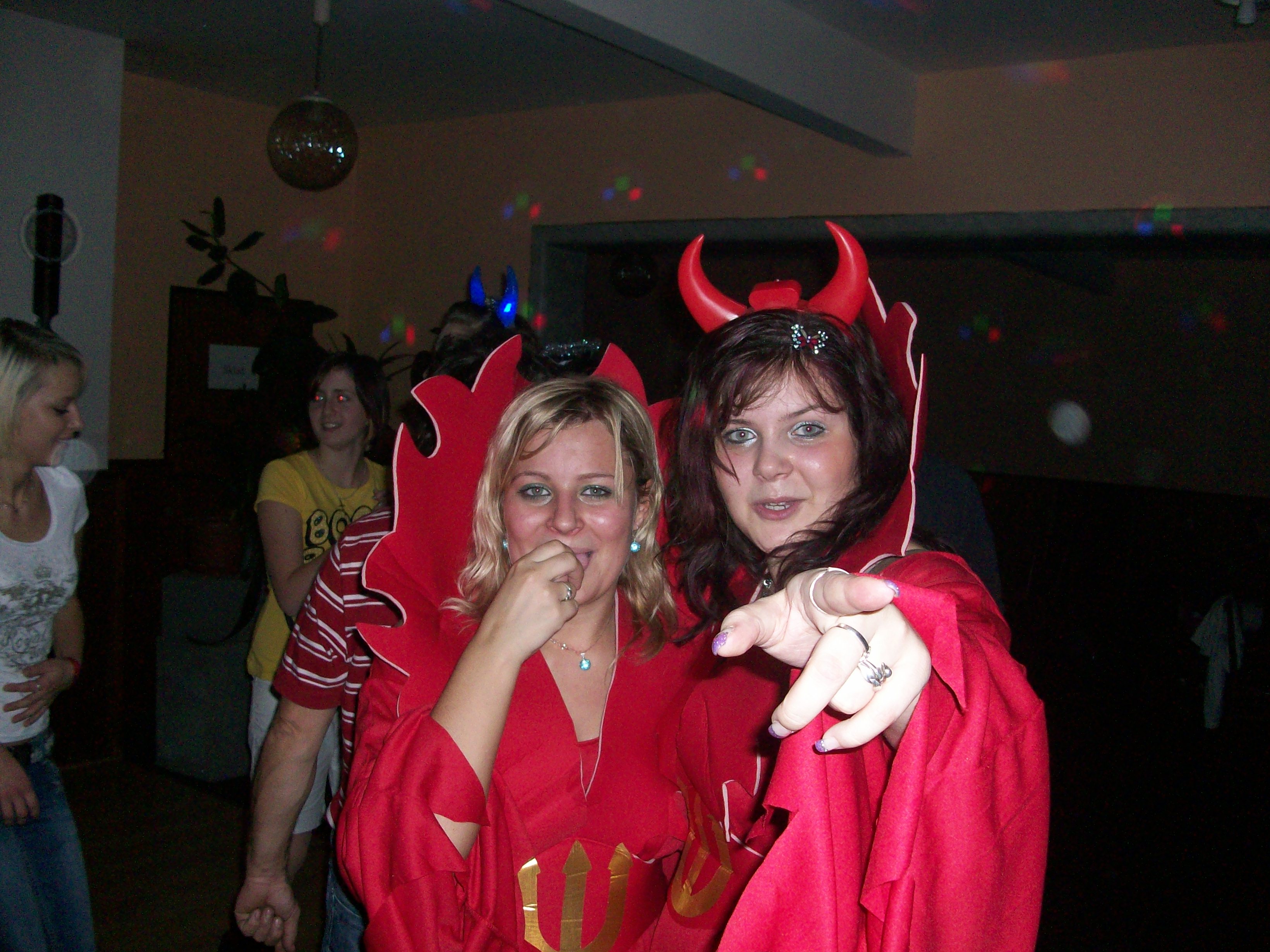 4.12. DISCO 2 014.jpg